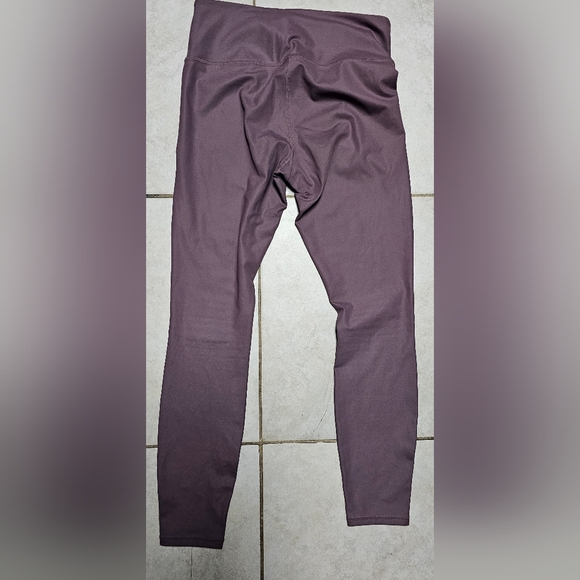 Athleta crop 7/8 leggings small - Picture 4 of 4